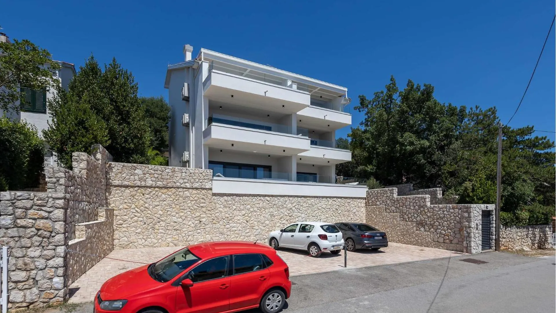 Cozy Apartment In Novi Vinodolski With Wifi