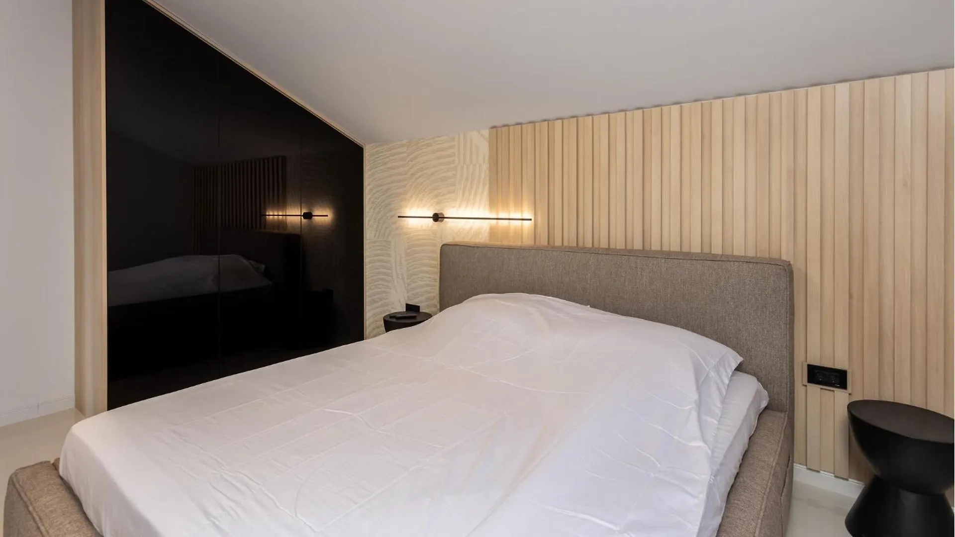Cozy Apartment In Novi Vinodolski With Wifi 0*,
